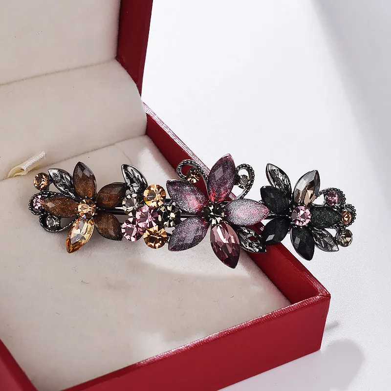Tie Bar Clip - Elegancka spinka do włosów z kwiatem
